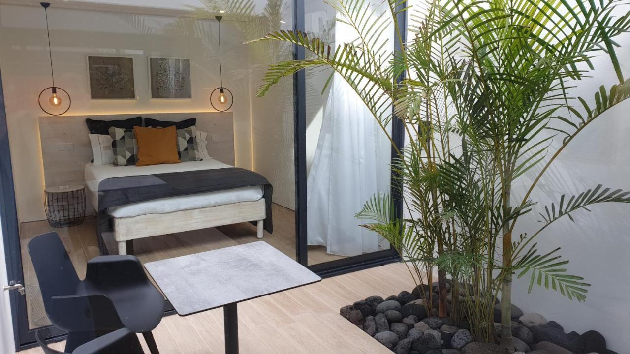 Home At Azores - Oasis House São Roque Exteriör bild